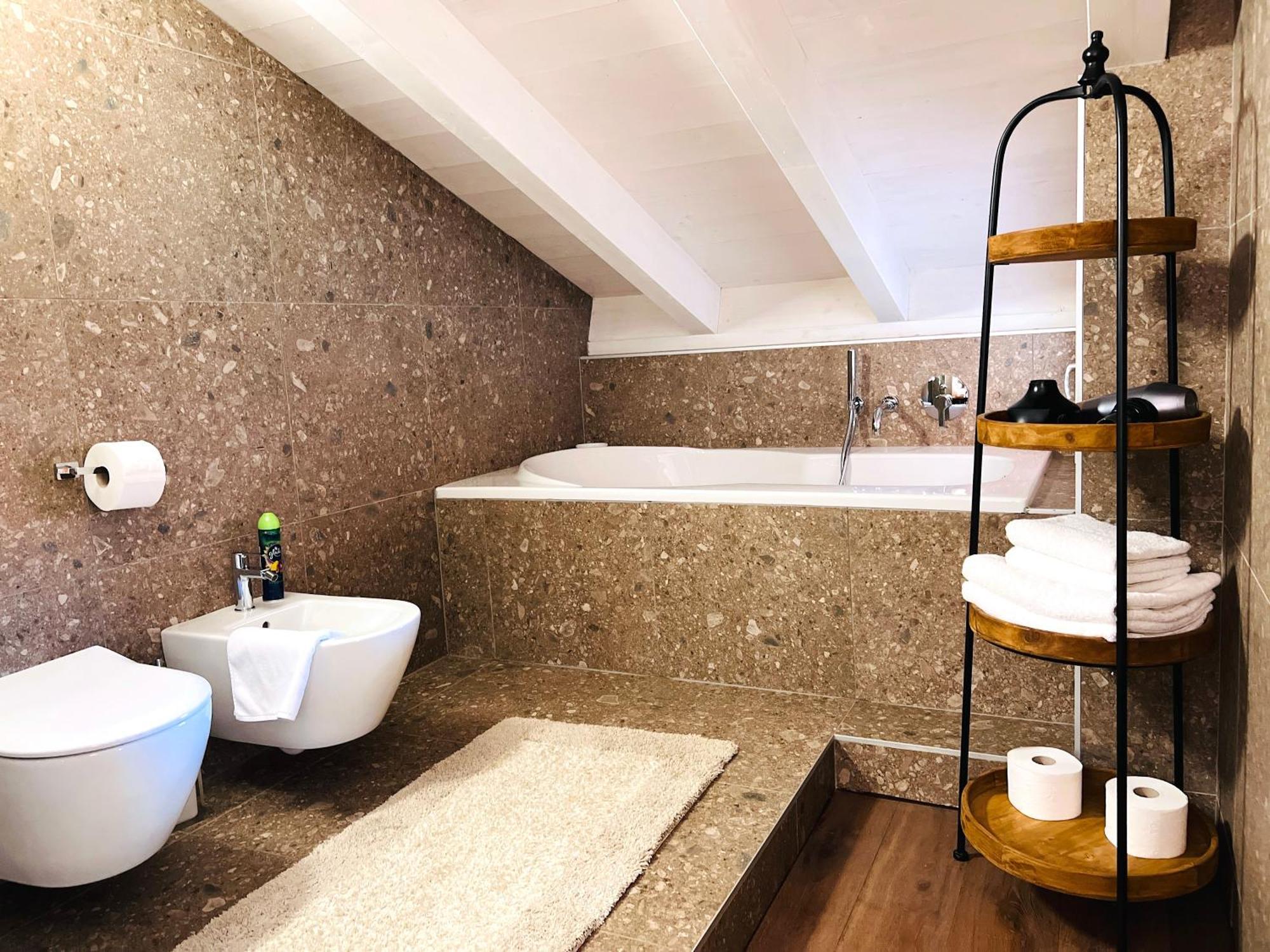 Casa Di Alex | Sirmione 아파트 외부 사진